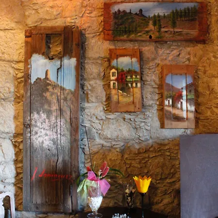 Konukevi Rural Fonda De La Tea The Location And The Views